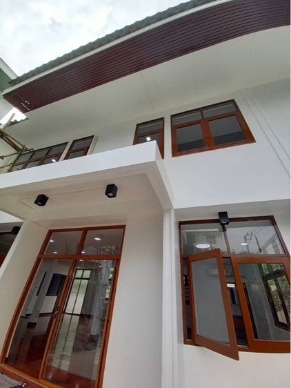 บ้านเช่าประชาชื่น 6 นอน 5 น้ำ 8 แอร์ 