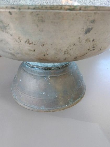 พานรองขันเก่า