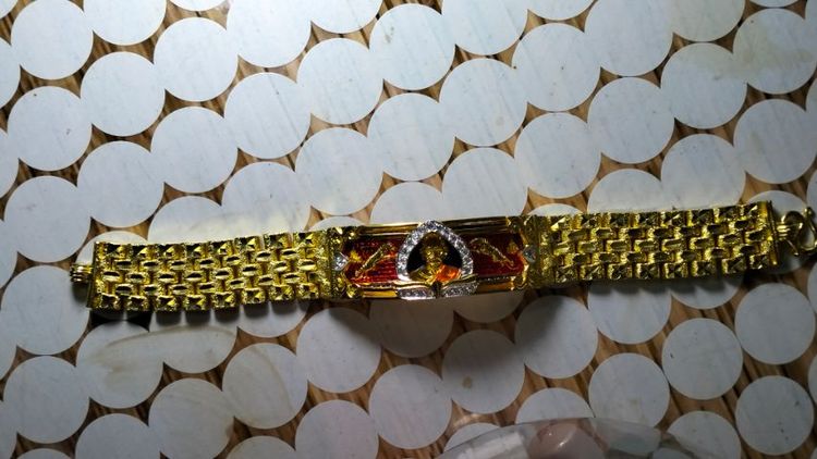 เลสข้อมือ รุ่นวัดสร้างพยัคฆ์ 101 ปี หลวงพ่อพัฒน์ ปุญญกาโม