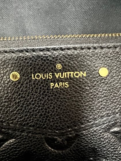 กระเป๋าถือ Louis แท้