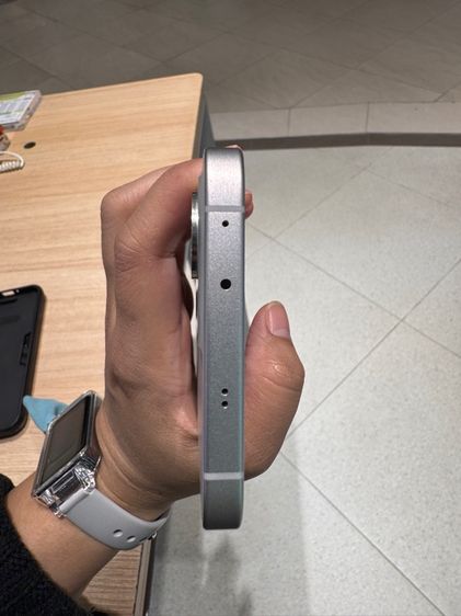 oppo reno 13 5g รูปที่ 4