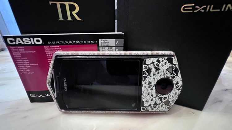 Casio กล้อง TR70