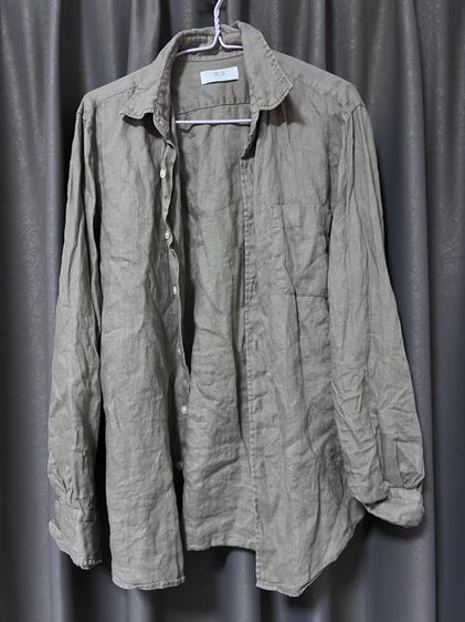 เสื้อเชิ้ต Uniqlo