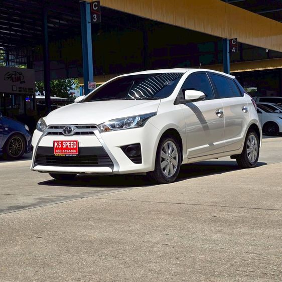 Toyota Yaris 2016 1.2 G Sedan เบนซิน ไม่ติดแก๊ส เกียร์อัตโนมัติ ขาว รูปที่ 2