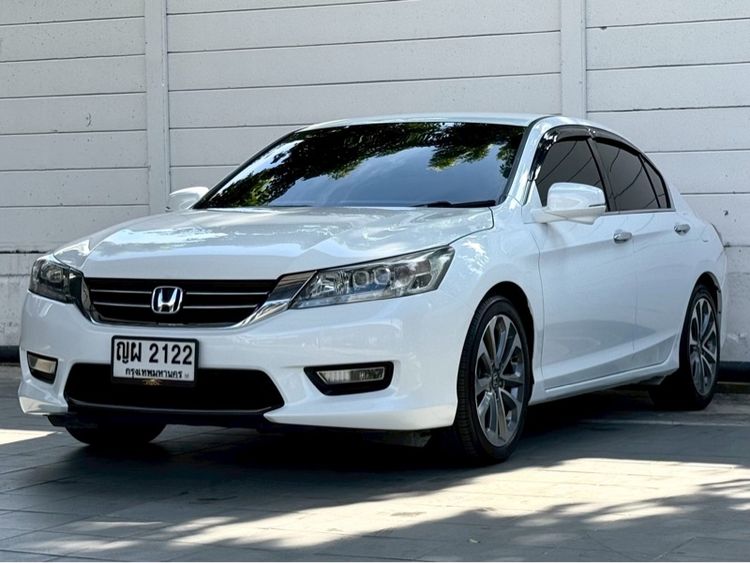 Honda Accord 2013 2.4 EL i-VTEC Sedan เบนซิน ไม่ติดแก๊ส เกียร์อัตโนมัติ ขาว รูปที่ 3