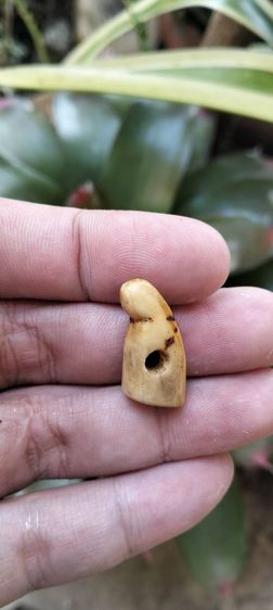 เครื่องรางเก่า ไม่ทราบที่  รูปที่ 2