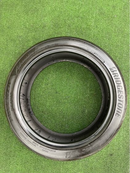 ยาง Bridgestone RE 004  215 45 18 ปี 25 ชุดระ 8900 บาทคะ  ไร้ตำหนิ ไม่ปะ ยางสวย รูปที่ 8