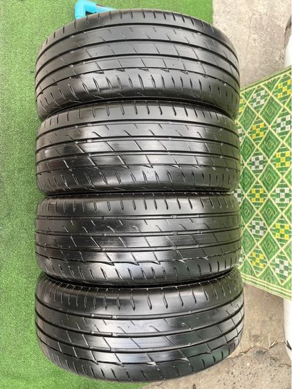 ยาง Bridgestone RE 004  215 45 18 ปี 25 ชุดระ 8900 บาทคะ  ไร้ตำหนิ ไม่ปะ ยางสวย