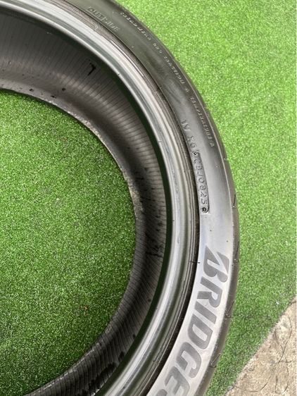 ยาง Bridgestone RE 004  215 45 18 ปี 25 ชุดระ 8900 บาทคะ  ไร้ตำหนิ ไม่ปะ ยางสวย รูปที่ 6