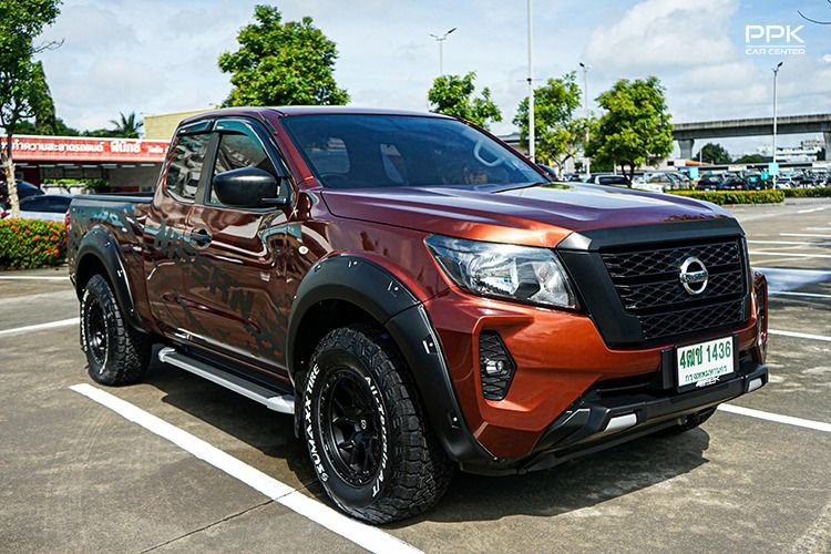 Nissan Navara 2022 2.5 SL Pickup ดีเซล ไม่ติดแก๊ส เกียร์ธรรมดา น้ำตาล รูปที่ 3