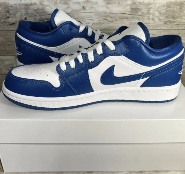 รองเท้าNike Air jordan 1 low Marina blue ของแท้จากช็อปNikeขายในราคามือ2แต่สภาพมือ1💯
