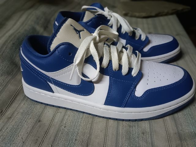 รองเท้าNike Air jordan 1 low Marina blue ของแท้จากช็อปNikeขายในราคามือ2แต่สภาพมือ1💯 รูปที่ 2