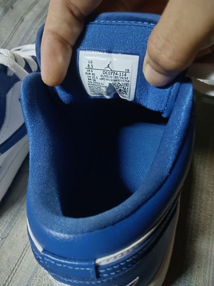 รองเท้าNike Air jordan 1 low Marina blue ของแท้จากช็อปNikeขายในราคามือ2แต่สภาพมือ1💯 รูปที่ 8