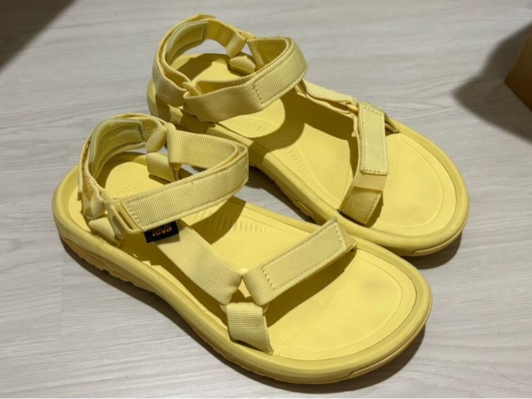รองเท้า TEVA รูปที่ 2