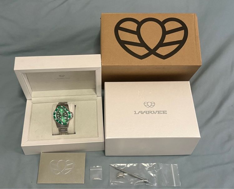 นาฬิกาข้อมือ Laavee