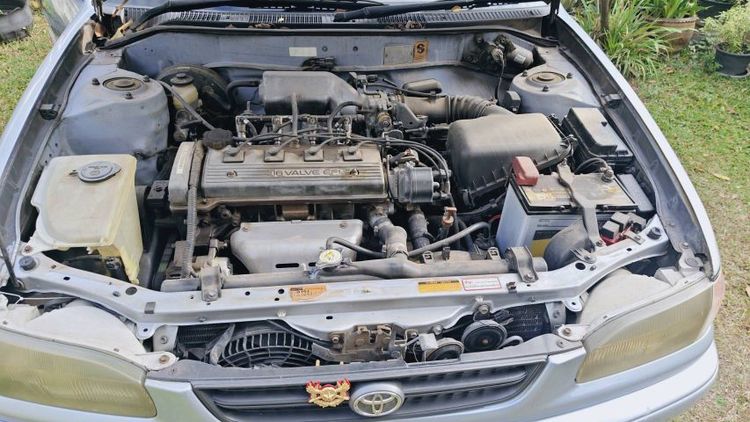 รถ Toyota Corolla 1.5 GXi สี เทา