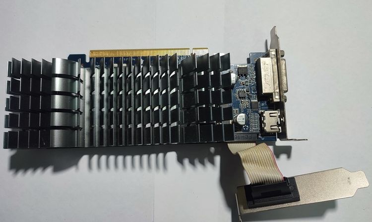 ขายการ์ดจอ ASUS NVIDIA GeForce EN210 ไว้เล่นเกม ดูหนัง รูปที่ 2