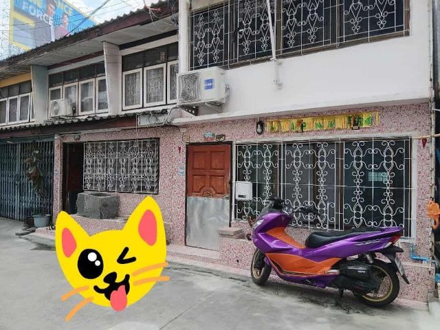 ขายและเช่า บ้าน 2 ชั้น สามเหลี่ยมดินแดง