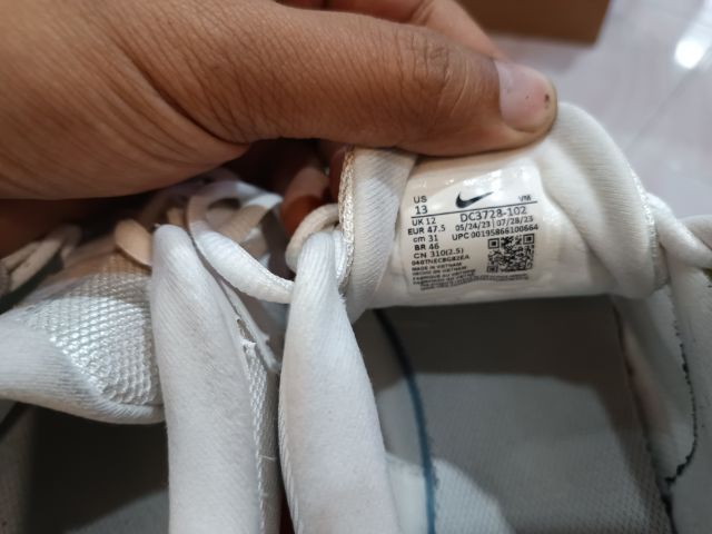 รองเท้า NIKE Running สีขาว ไซต์ 13 หรือ 46-47.5  ตามรูป  รูปที่ 5
