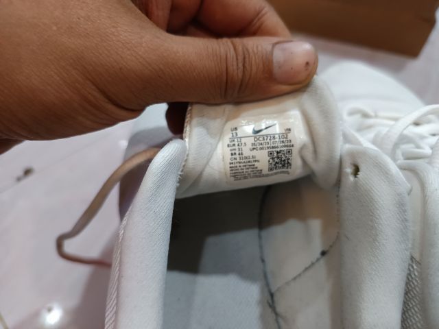 รองเท้า NIKE Running สีขาว ไซต์ 13 หรือ 46-47.5  ตามรูป  รูปที่ 8