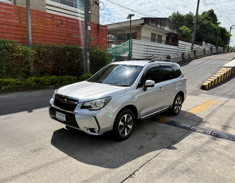รถ Subaru XV 2.0 P 4WD สี เทา