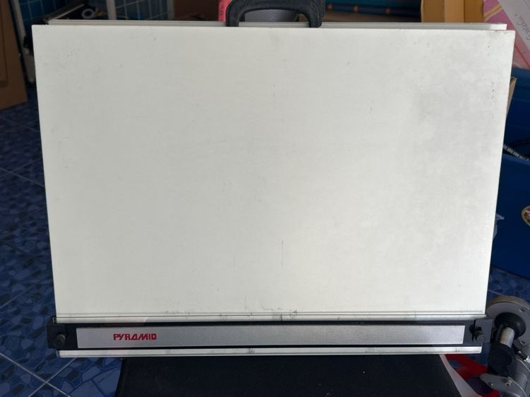 กระดานเขียนแบบ