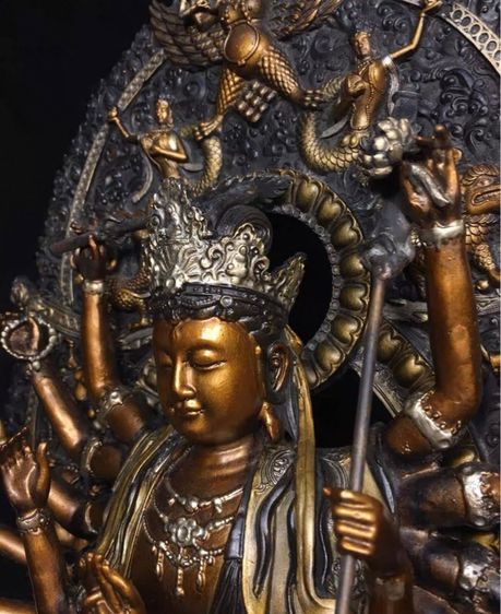 ✨รูปปั้นเจ้าแม่กวนอิมปางพันเนตรพันกร (พันมือ) 