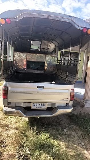 Toyota Hilux Tiger D4D 2003 รุ่นย่อยอื่นๆ Pickup ดีเซล ไม่ติดแก๊ส เกียร์ธรรมดา เทา รูปที่ 2