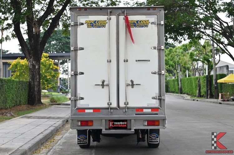 Toyota Hilux Revo 2024 2.4 Entry Pickup ดีเซล ไม่ติดแก๊ส เกียร์ธรรมดา ขาว รูปที่ 4