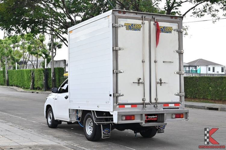 Toyota Hilux Revo 2024 2.4 Entry Pickup ดีเซล ไม่ติดแก๊ส เกียร์ธรรมดา ขาว รูปที่ 3