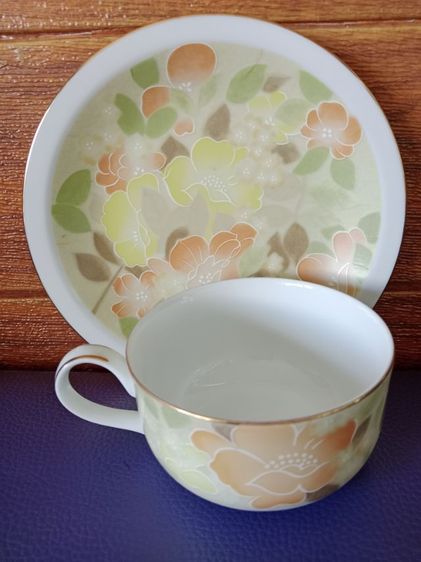 ชุดถ้วยกาแฟ ชา ลายดอกไม้ งานญี่ปุ่น แบรนด์narumi รูปที่ 4