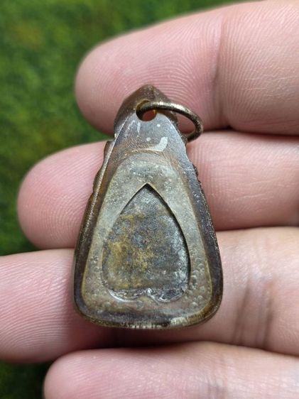 พระเหรียญจอบใหญ่หลวงพ่อเงินวัดบางคลาน รูปที่ 2