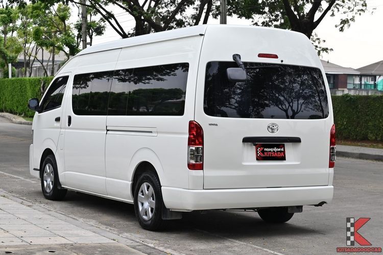 Toyota Commuter 2018 3.0 Van ดีเซล ไม่ติดแก๊ส เกียร์ธรรมดา ขาว รูปที่ 3