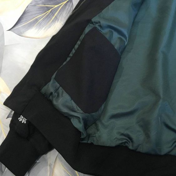 Benetton Bomber jacket แจ็คเก็ตสีดำทรงบอมเบอร์ ทรงเท่ห์ๆ สภาพนางฟ้า รูปที่ 8