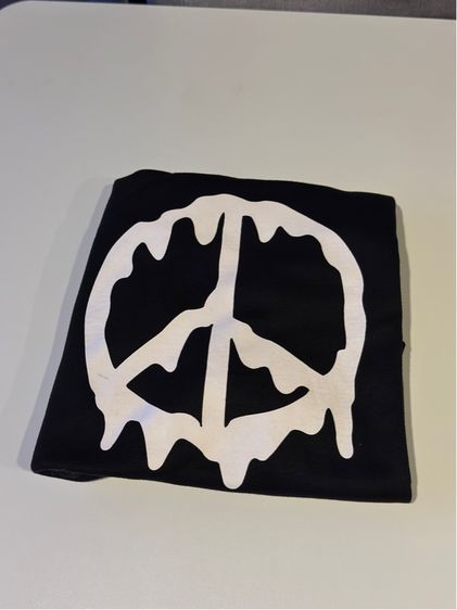 เสื้อกันหนาว Sweater โลโก้ PEACE กลางอก รูปที่ 6