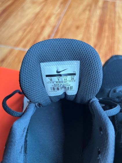 รองเท้าผ้าใบ Nike รูปที่ 5