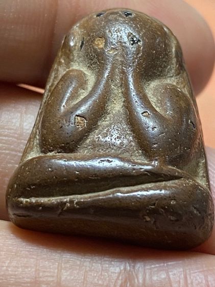 พระปิดตาหลวงปู่แก้วเนื้อผงกะลาคลุกรัก รูปที่ 10