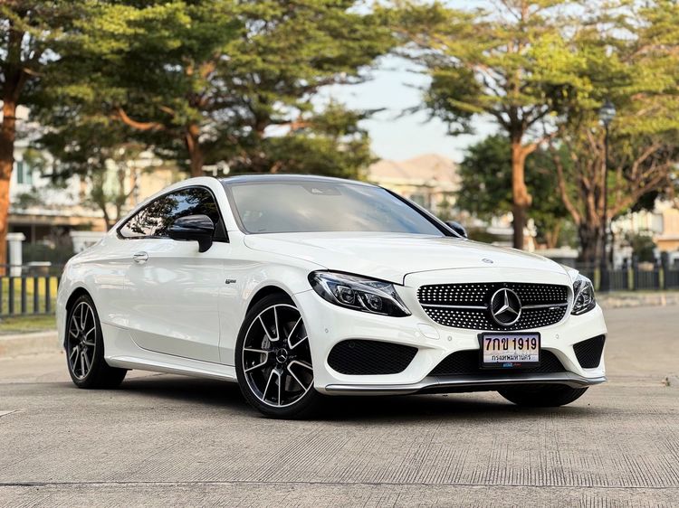 Mercedes-Benz C-Class 2017 C43 Sedan เบนซิน ไม่ติดแก๊ส เกียร์อัตโนมัติ ขาว รูปที่ 3