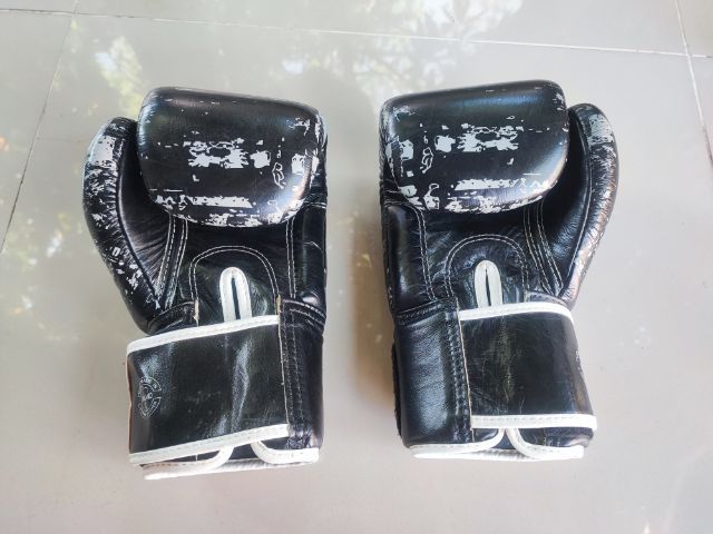 ไม่ระบุ อื่นๆ นวมชกมวย Fairtex 14"