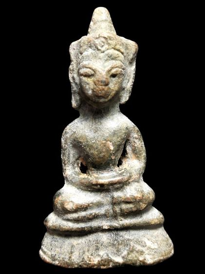 พระชัยน์เนื้อตะกั่วสนิมแดงครับ