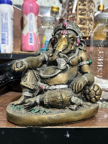 พระบูชาองค์พระพิฆเนศวัดสุทัศน์ 5 นิ้วเนื้อดินพระเก่าปี 2505 ราคา 500 บาทรวมส่งเก็บปลายทาง