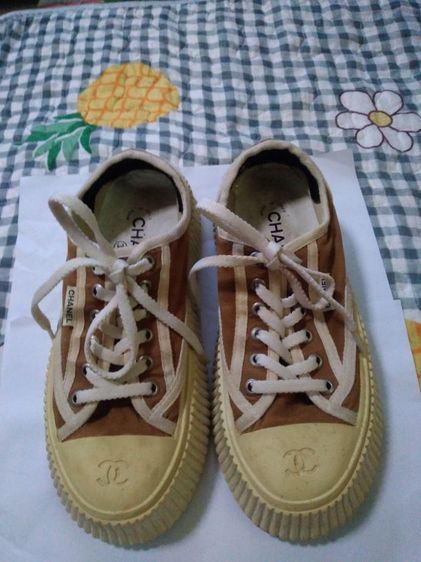 รองเท้าCHANELแท้ไม่มีกล่องส่งต่อไชค์37เก่าเก็บราคา990พร้อมส่งเก็บปลายทางเพิ่ม50บาท รูปที่ 3