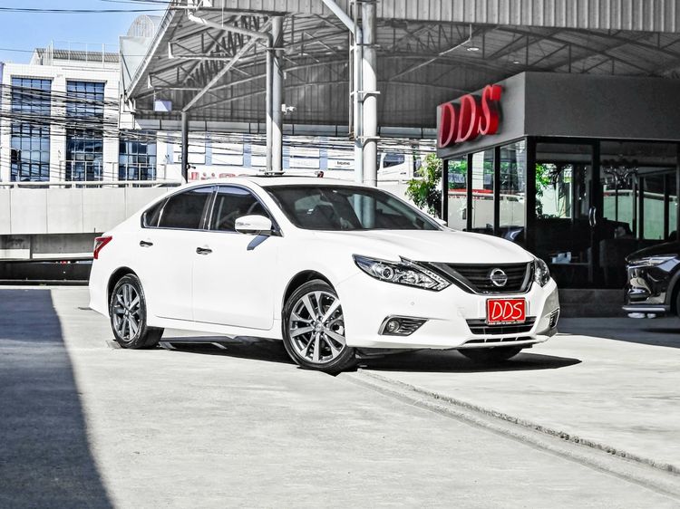 Nissan Teana 2019 2.5 XV Sedan เบนซิน เกียร์อัตโนมัติ ขาว รูปที่ 4