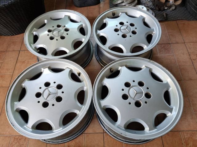 ล้อแท้ 15" ลาย 8 ช่อง กว้าง 7" ออฟลึก 