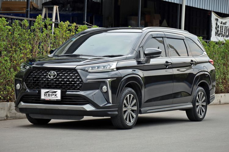 รถ Toyota Veloz 1.5 Smart สี ดำ