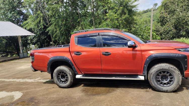 Mitsubishi Triton 2018 2.4 GT Plus Pickup ดีเซล ไม่ติดแก๊ส ส้ม รูปที่ 2