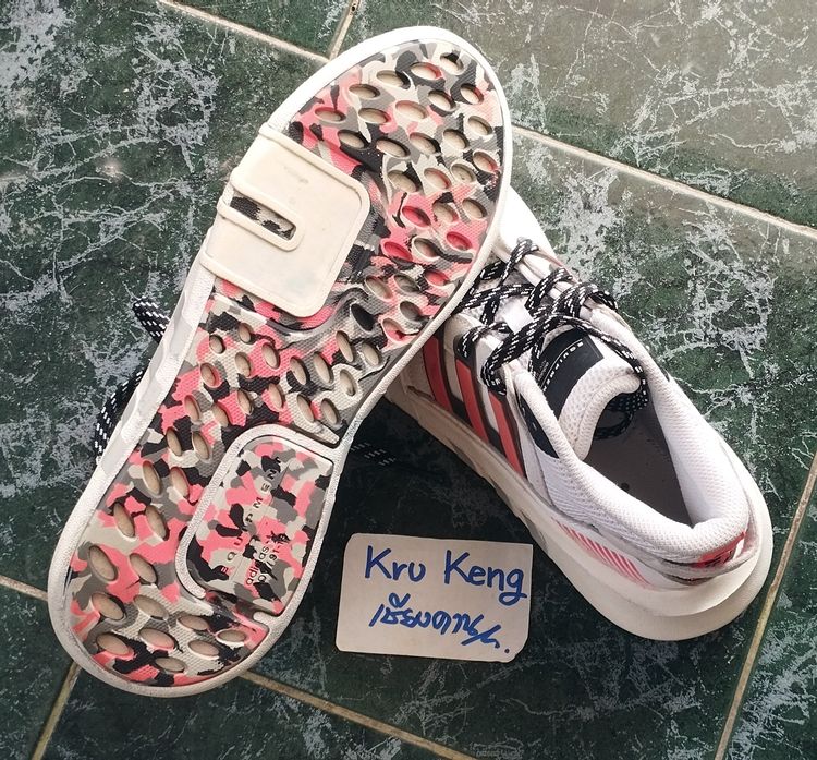 อะ-ดิ-ดาส เบอร์ 41.5 วัดจริงพื้นรองเท้า 26.5-27 Cm ดูรูปคลิปเพิ่มเติมรายละเอียดได้ ปลายทางได้ รูปที่ 3