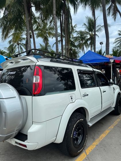 Ford Everest 2012 2.5 LTD ดีเซล เกียร์อัตโนมัติ ขาว รูปที่ 2