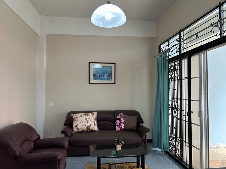 อื่นๆ มีบางส่วน สร้างเสร็จก่อน 2010 ทาวเฮ้าส์ 3 ชี้น หาด ม่รำพึง จ.ระยอง รูปที่ 3