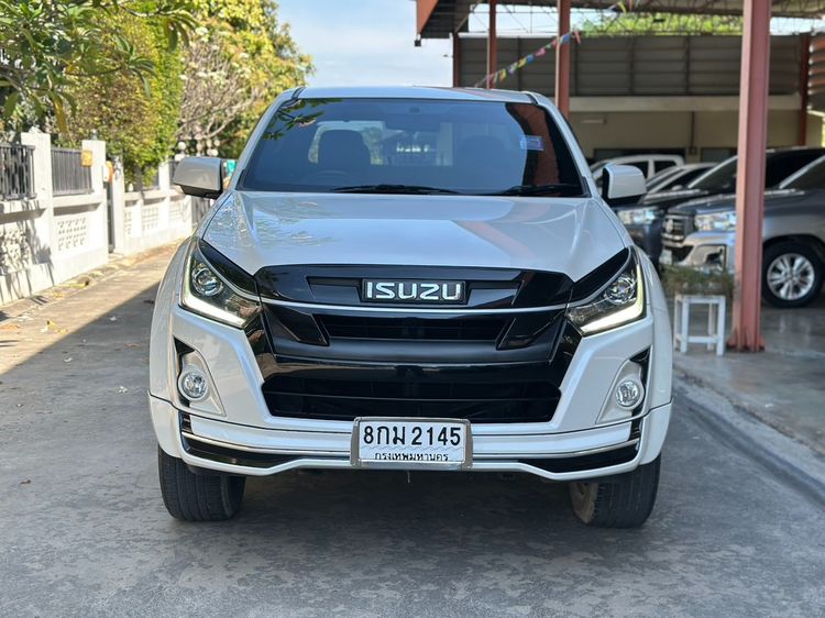 Isuzu D-MAX 2019 1.9 Hi-Lander Stealth Z Prestige Pickup ดีเซล ไม่ติดแก๊ส เกียร์ธรรมดา ขาว รูปที่ 2